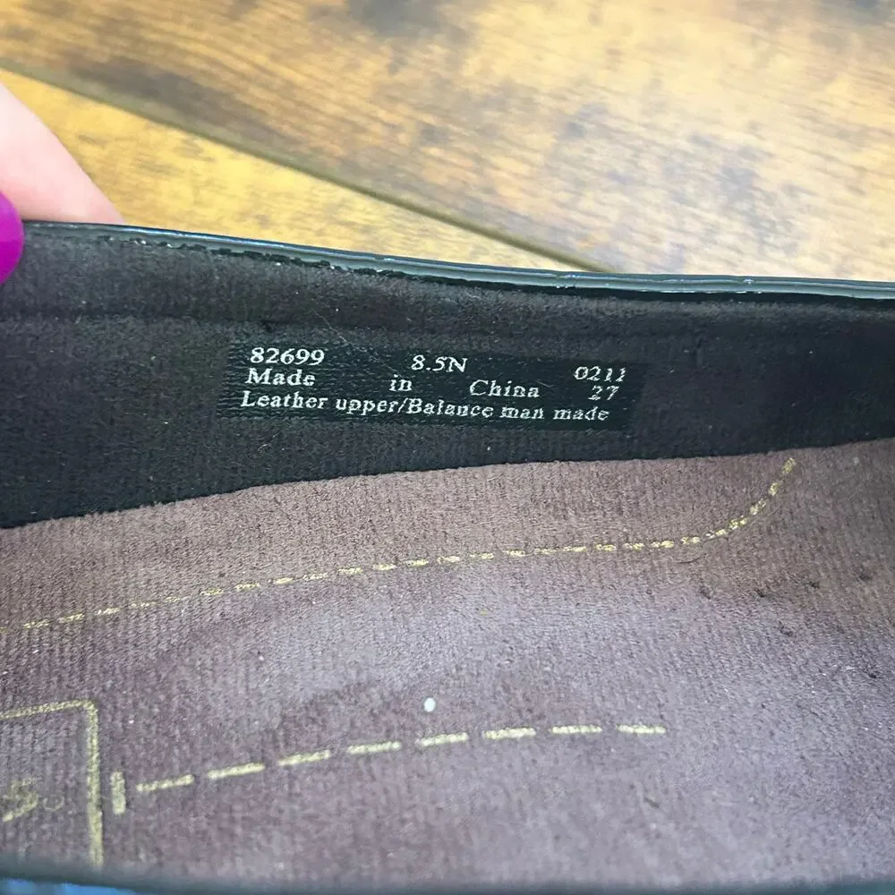 Clarks Everyday Black Loafers Shoe Keesha Luca Slip On Patent Leather 8.5 Narrow - Picture 6 of 9